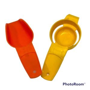 🍄 Tupperware scooper and egg separator